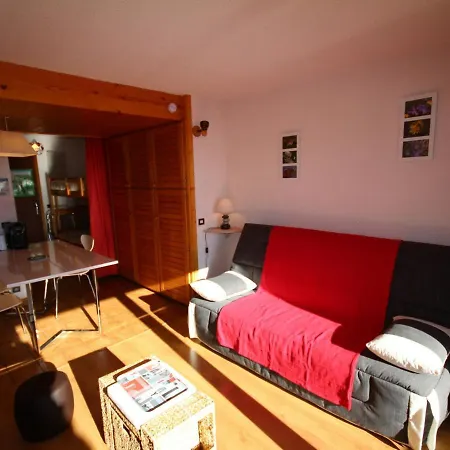 - Studio-cabine Avec Balcon Sud Et Casier A Skis - Fr-1-293-157 Apartment *